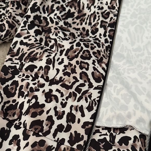 Leopard Print Jacket - Picture 3 of 5